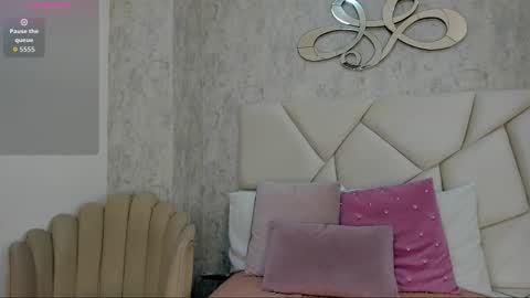 Skyler online show from November 5, 2025, 8:09 pm