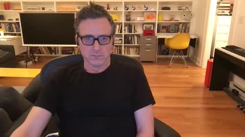 Snapshot of skyline3371 chatting on January 19, 2025, 8:07 am Skyline3371 online show from January 19, 2025, 8:07 am