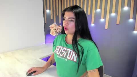 skymoon__ online show from July 8, 2026, 1:04 pm
