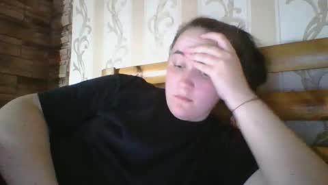 skyressie333 online show from April 27, 2026, 7:12 pm