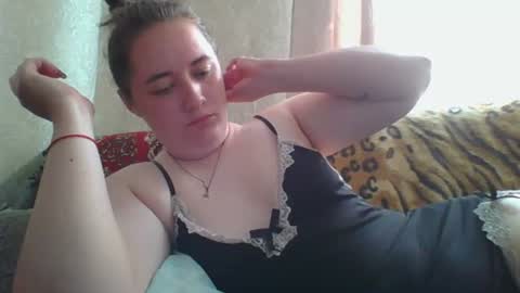 Snapshot of skyressie333 chatting on June 24, 2026, 6:45 am skyressie333 online show from June 24, 2026, 6:45 am