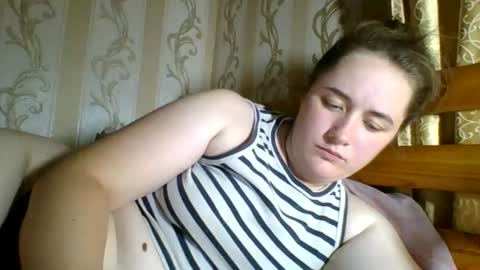 Snapshot of skyressie333 chatting on July 27, 2026, 7:10 pm skyressie333 online show from July 27, 2026, 7:10 pm