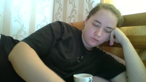 Snapshot of skyressie333 chatting on August 2, 2026, 7:40 am skyressie333 online show from August 2, 2026, 7:40 am