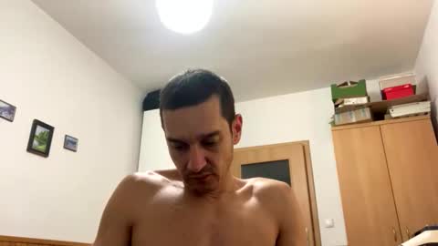 Snapshot of slabyhrac chatting on September 14, 2025, 12:43 am slabyhrac online show from September 14, 2025, 12:43 am