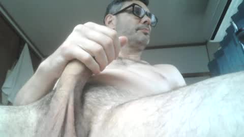 Snapshot of slambo001 chatting on July 2, 2026, 8:31 am slambo001 online show from July 2, 2026, 8:31 am