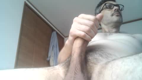 Snapshot of slambo001 chatting on July 17, 2026, 11:31 pm slambo001 online show from July 17, 2026, 11:31 pm