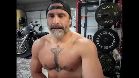 Snapshot of slappysamz chatting on February 13, 2026, 4:58 pm slappysamz online show from February 13, 2026, 4:58 pm