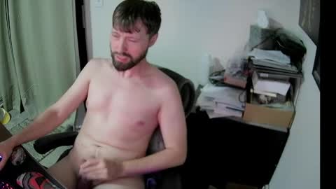 slave2pussy online show from May 22, 2026, 6:31 am