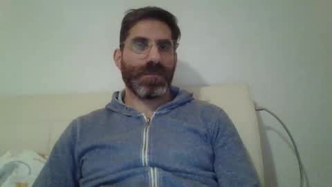 camboy online show from December 31, 2024, 11:39 pm