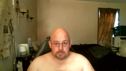 Snapshot of slavejim518 chatting on January 12, 2025, 9:08 pm slavejim online show from January 12, 2025, 9:08 pm