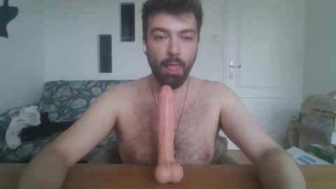slavic_sword online show from May 17, 2026, 3:41 pm
