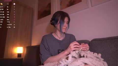 Sonya online show from March 4, 2026, 10:38 pm