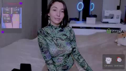 sleepy_ash_ online show from September 27, 2025, 11:37 am