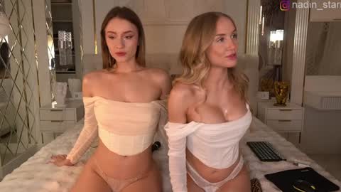 Slemgem Amy  friends online show from December 1, 2025, 5:18 pm