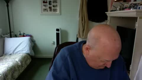 Snapshot of slick50000 chatting on December 21, 2025, 4:03 pm slick50000 online show from December 21, 2025, 4:03 pm