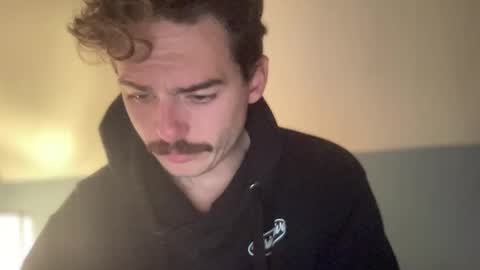 Snapshot of slickmass chatting on December 16, 2024, 1:10 am SlickMass online show from December 16, 2024, 1:10 am