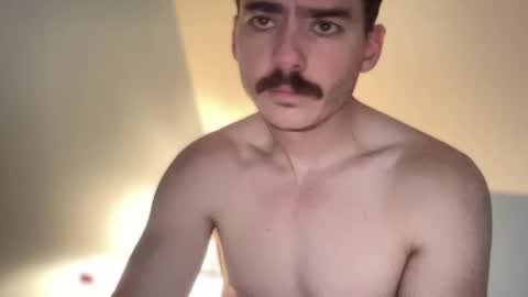 Snapshot of slickmass chatting on February 6, 2025, 4:47 pm SlickMass online show from February 6, 2025, 4:47 pm