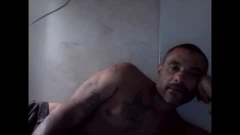Snapshot of slickstre chatting on May 25, 2026, 7:36 am slickstre online show from May 25, 2026, 7:36 am