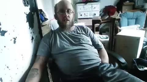 slickwill2391 online show from May 3, 2026, 5:19 pm