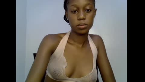 Snapshot of slim_candy12 chatting on June 9, 2026, 3:23 pm Lily online show from June 9, 2026, 3:23 pm