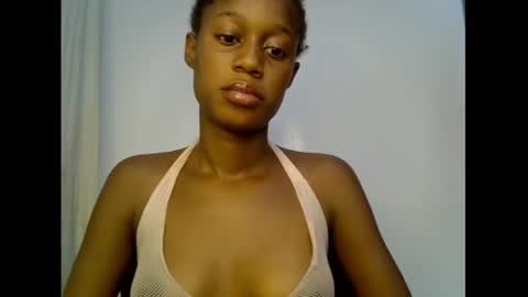 Snapshot of slim_candy12 chatting on June 24, 2026, 8:24 am Lily online show from June 24, 2026, 8:24 am