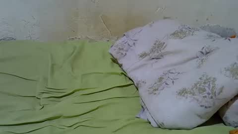 slim_girl3 online show from February 17, 2026, 9:17 am