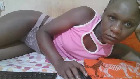 Snapshot of slim_girl3 chatting on April 14, 2026, 2:39 am slim_girl3 online show from April 14, 2026, 2:39 am