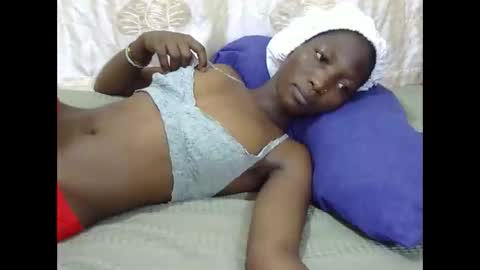 slim_kiteey online show from October 8, 2025, 5:38 am