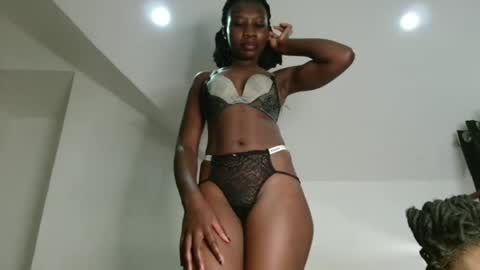 Pearl online show from October 11, 2025, 4:16 pm