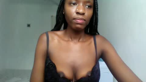 slimandthick1 online show from April 23, 2026, 7:09 am