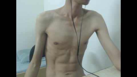 slimboner89 online show from April 21, 2026, 3:17 pm