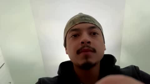 Snapshot of slimjayys chatting on April 10, 2026, 3:50 pm slimjayys online show from April 10, 2026, 3:50 pm