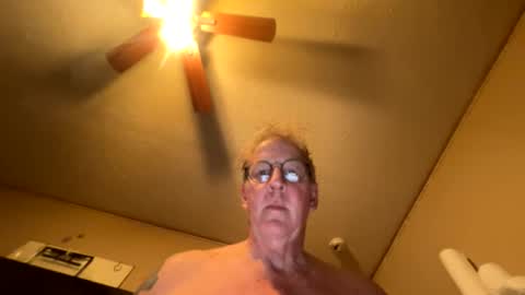slimjim061560 online show from May 16, 2026, 12:51 am