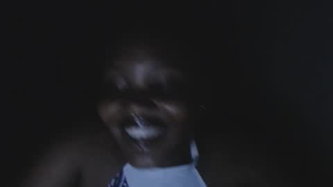 Snapshot of slimy_cunt chatting on February 9, 2025, 9:39 pm Jemila online show from February 9, 2025, 9:39 pm