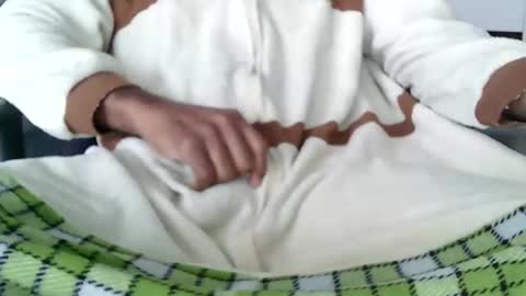 slipperyballs900 online show from February 1, 2026, 5:33 pm