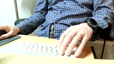 SlowGrow Uncut online show from December 12, 2024, 6:42 pm