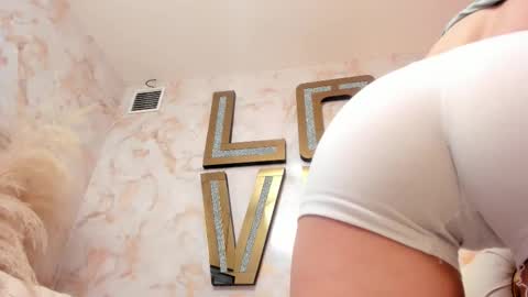 Snapshot of slut_milf4u chatting on February 25, 2026, 1:26 am Paola online show from February 25, 2026, 1:26 am