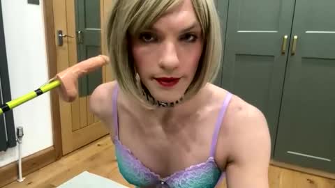 Slut Amy online show from May 3, 2026, 8:04 pm
