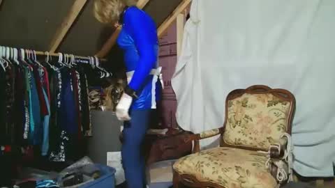 slutjennifertransxx online show from November 30, 2025, 4:05 am