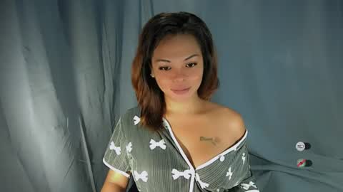 Snapshot of sluts_cum chatting on July 19, 2026, 10:02 pm louie and diana online show from July 19, 2026, 10:02 pm
