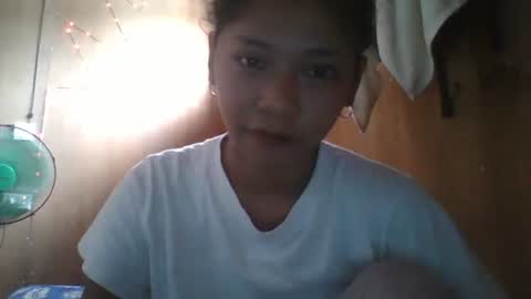 Snapshot of slutty_jj chatting on August 2, 2026, 5:28 am slutty_jj online show from August 2, 2026, 5:28 am