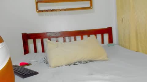 Sexyslutt online show from September 11, 2025, 4:45 am