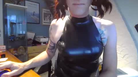 sluttytoy83 online show from January 20, 2025, 3:50 pm