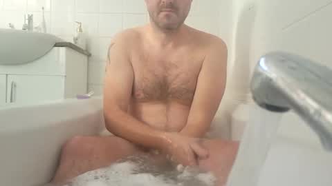 Snapshot of smackbat chatting on January 9, 2025, 12:41 pm Justaman online show from January 9, 2025, 12:41 pm