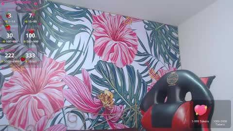 Mariana Torres online show from April 7, 2026, 1:06 am