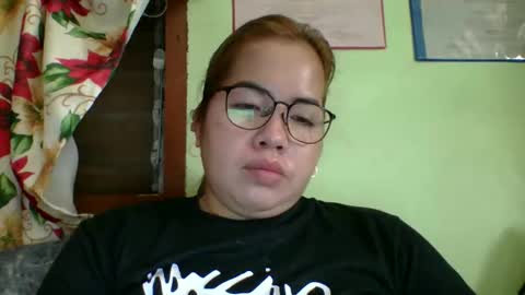 Lovewella online show from February 15, 2026, 1:35 am