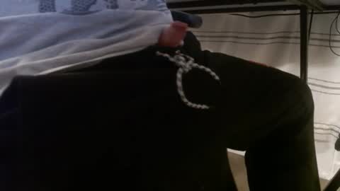 Snapshot of smallddickw chatting on February 16, 2026, 1:13 am smallddickw online show from February 16, 2026, 1:13 am