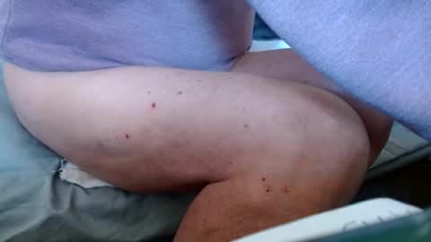 Snapshot of smallmalelass chatting on February 25, 2025, 11:00 pm smallmalelass online show from February 25, 2025, 11:00 pm