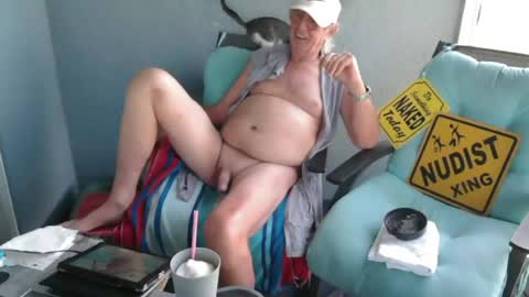 Snapshot of smallpenisbigtongue chatting on July 12, 2026, 2:30 pm Daddy online show from July 12, 2026, 2:30 pm