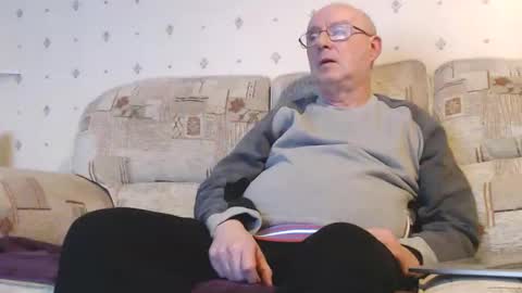 Steve online show from December 30, 2024, 4:08 pm